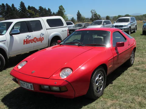 Porsche 928 — 7