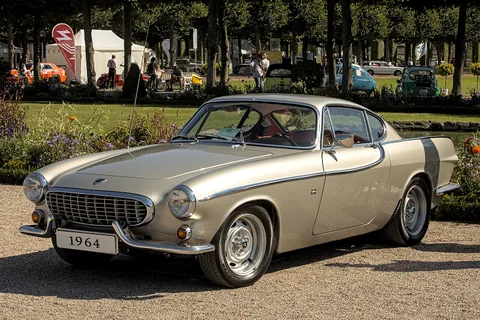 Volvo P1800