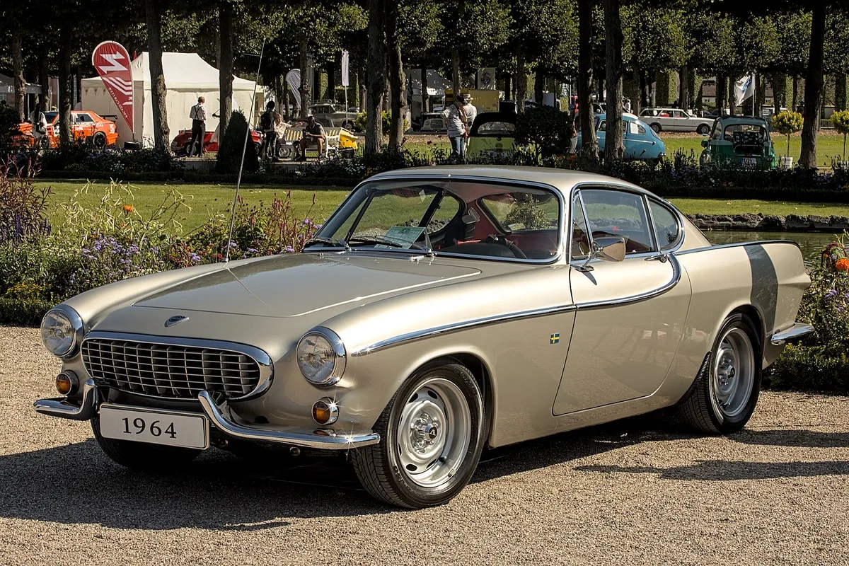 Volvo P1800