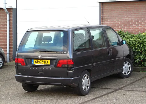 Peugeot 806 — 7