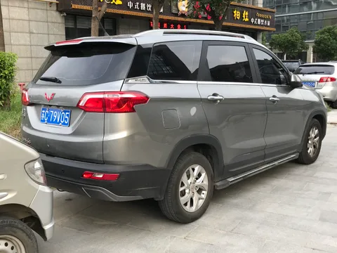 Wuling Hongguang S3 — 6