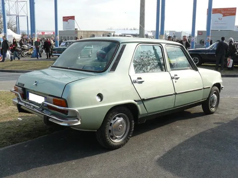 Renault 7 — 8