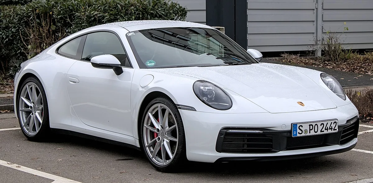 Porsche 992