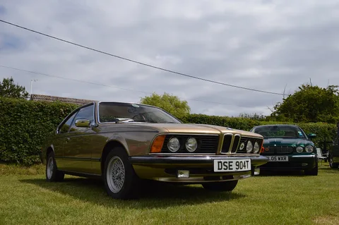 Jaguar XJ (X358) — 3