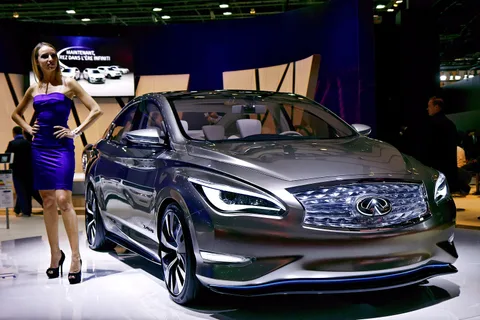Infiniti LE — 8