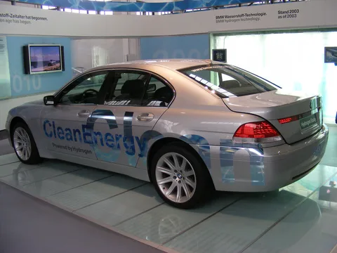 BMW Hydrogen 7 — 3