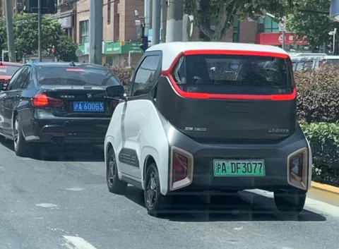 Baojun E200 — 2