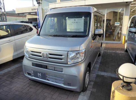 Honda N-Van — 6