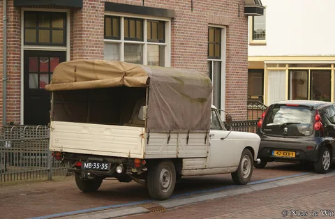 Peugeot 404 Pickup — 6