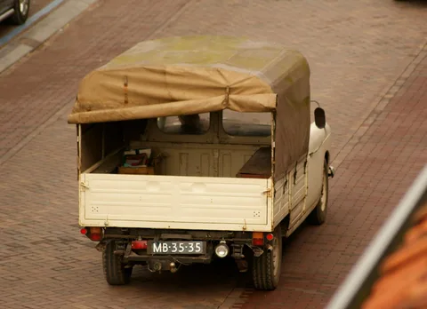 Peugeot 404 Pickup — 8