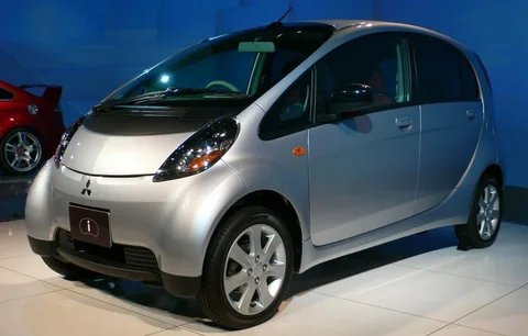 Mitsubishi i — 2