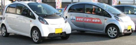 Mitsubishi i — 3