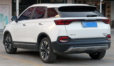 Bestune T77 — 3
