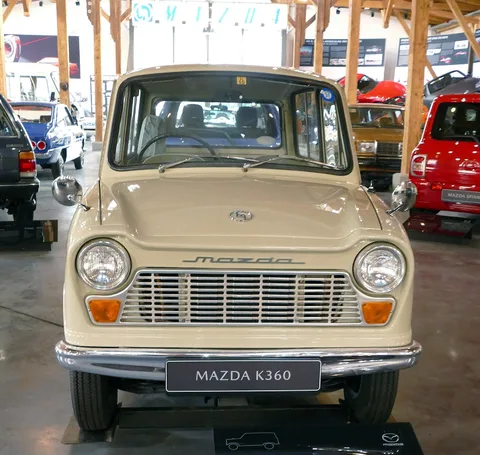 Mazda B360 — 5