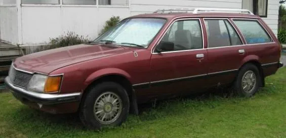 Holden Commodore (VH)
