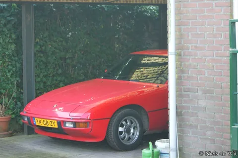 Porsche 924 — 8
