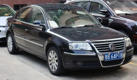 Volkswagen Passat Lingyu