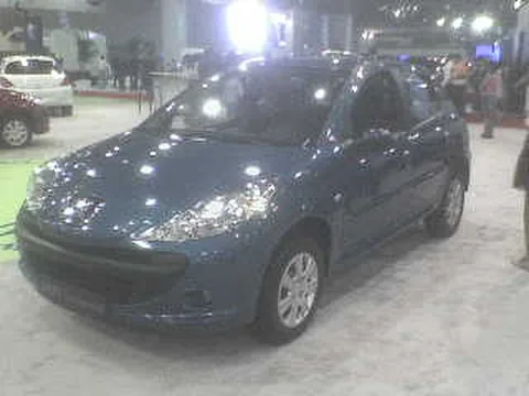 Peugeot 207 Compact — 4