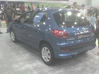Peugeot 207 Compact — 5
