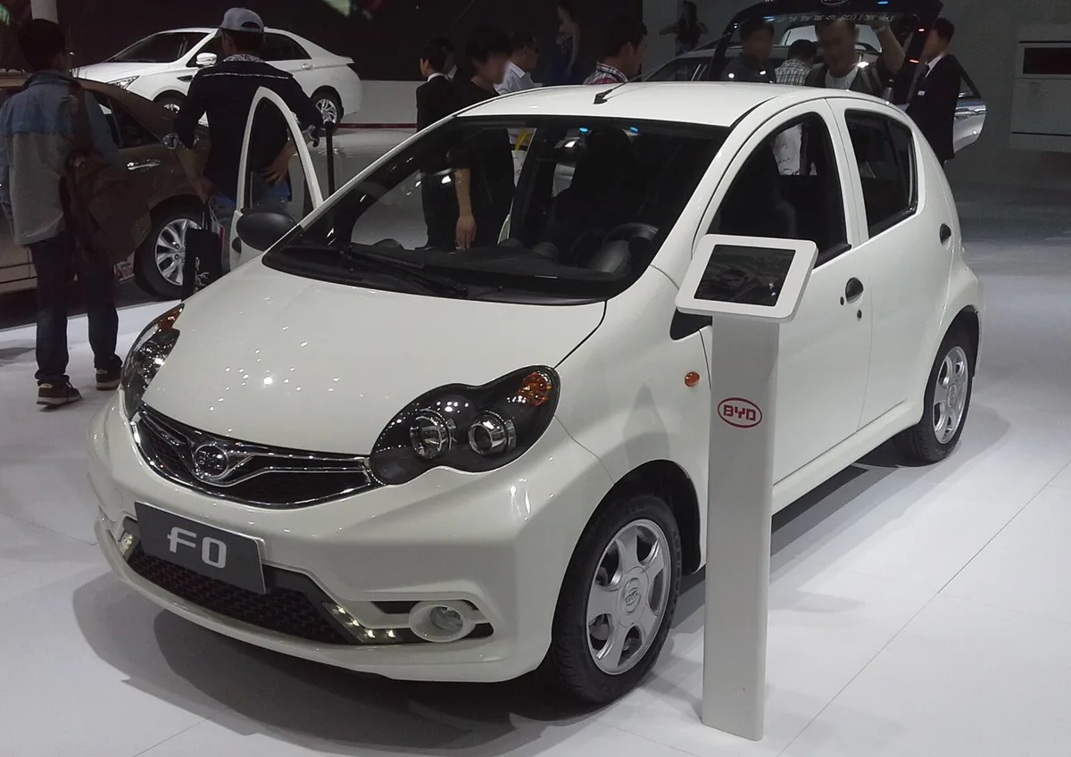 BYD F0