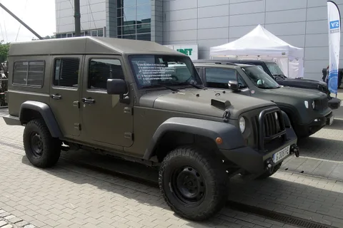 Jeep J8