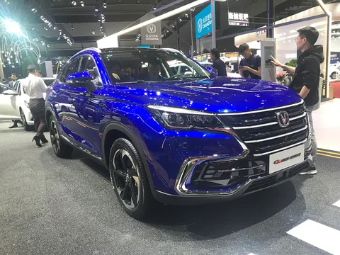 Changan CS85 — 8