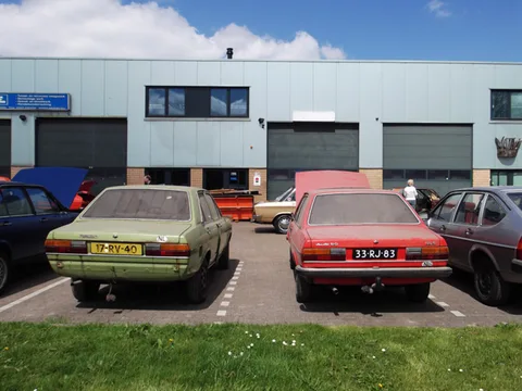 Audi 80 B1 — 3