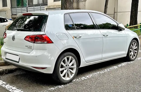 Volkswagen Golf Mk7 — 5