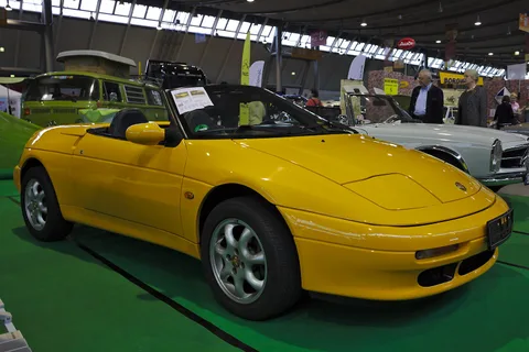 Kia Elan — 7