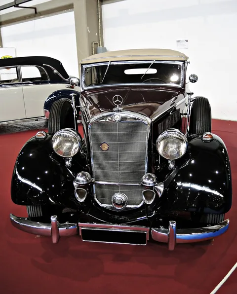 Mercedes-Benz W143 — 7