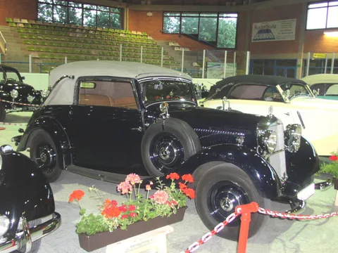 Mercedes-Benz W21 — 6