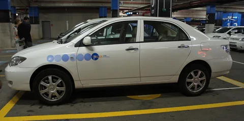 BYD F3DM — 7