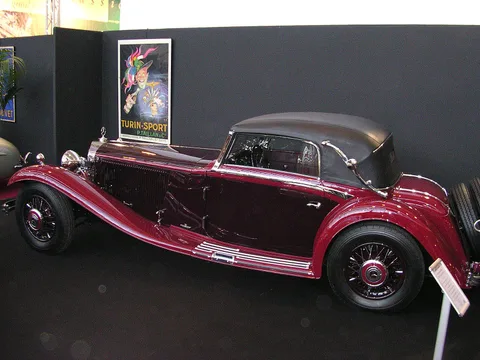 Mercedes-Benz 380 — 8