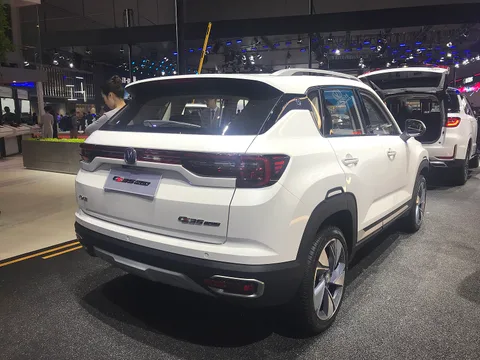 Changan CS35 Plus — 8