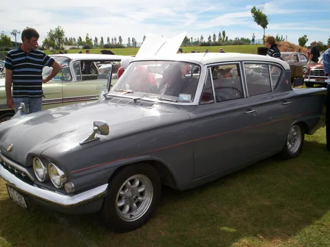 Ford Consul Classic — 6