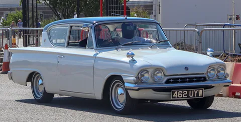 Ford Consul Classic — 7