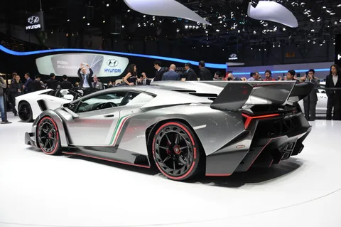 Lamborghini Veneno — 2