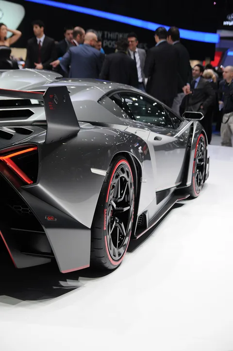 Lamborghini Veneno — 5