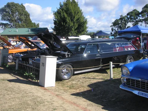 Holden HJ — 2