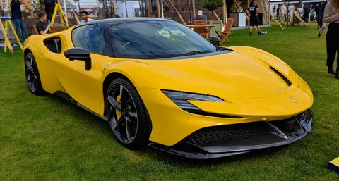 Ferrari SF90 Stradale — 5