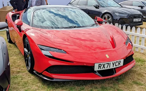 Ferrari SF90 Stradale — 6