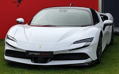 Ferrari SF90 Stradale — 8