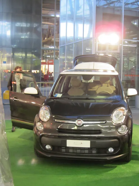 Fiat 500L — 8