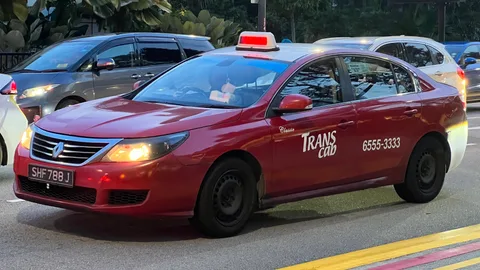 Renault Latitude — 8