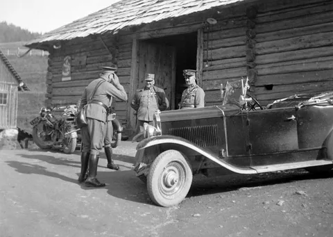 Opel 1.2 litre — 8