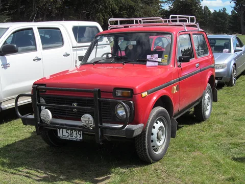 Lada Niva — 7