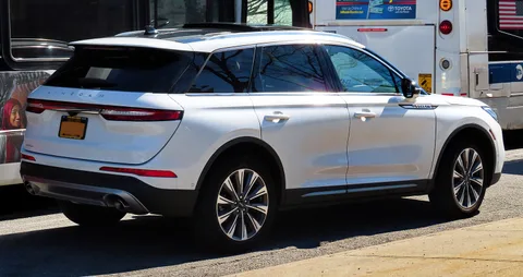 Lincoln Corsair — 5