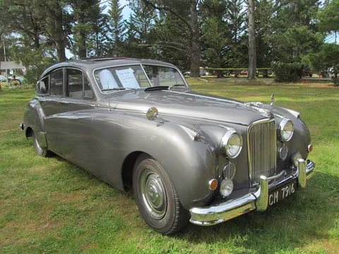 Jaguar Mark VII M — 5