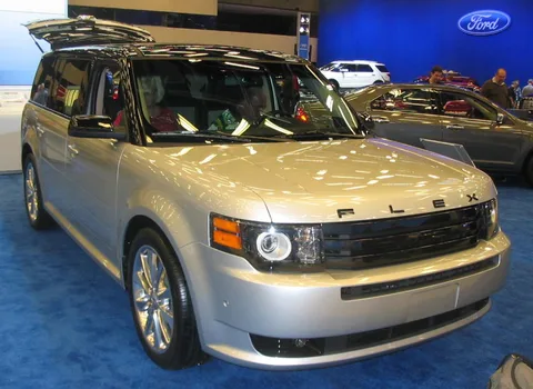 Ford Flex — 3