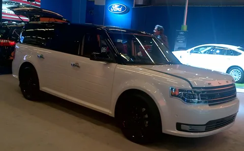 Ford Flex — 4